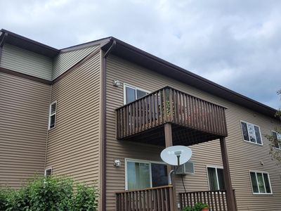 409 Norway Ave APT 207