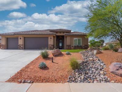 691 W Fairway Dr