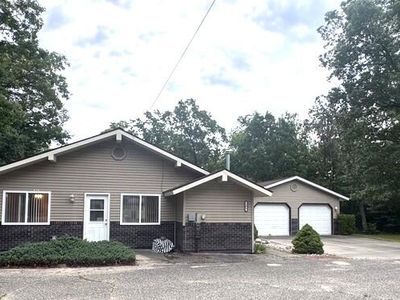 Property at 103 Whitebirch Dr, Houghton Lake, MI