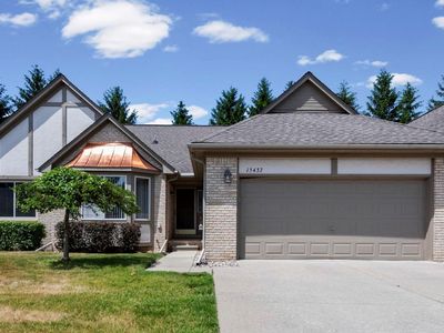 15437 Pebble Pointe Dr