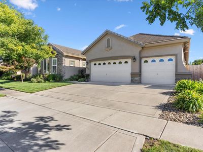 1720 Rio Vista Way