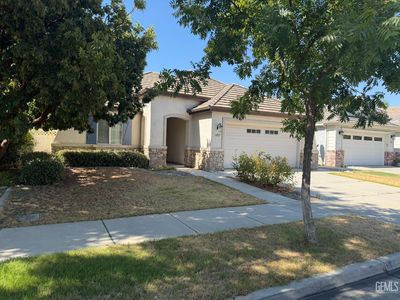 12023 Winger St