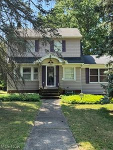 922 Montford Rd