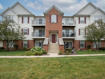 Property at 680 Mill Cir Unit 203, Wheeling, IL