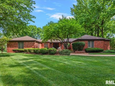 2223 Cardinal Dr