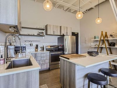 3309 Blake St Suite 202