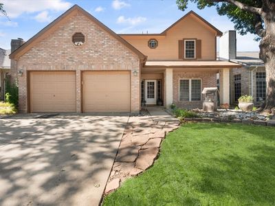 4740 Waterway Dr