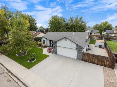 897 S Pelican Way