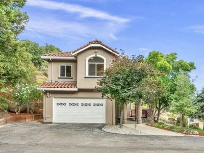 13930 Sheila Ave