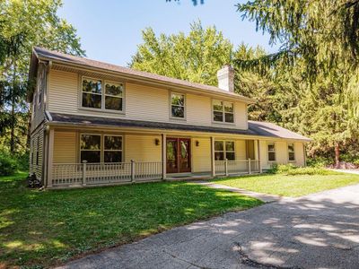S67W24425 Skyline AVENUE