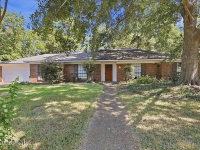 144 Westlake Dr