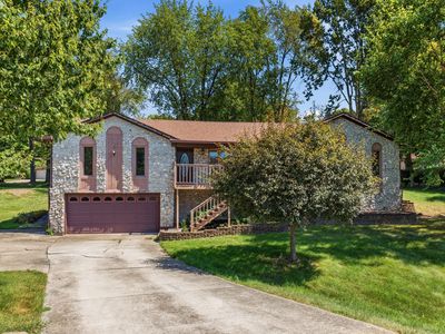 5220 Sandstone Ct
