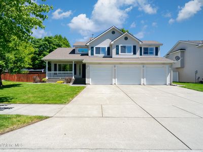 1800 N Willamette Dr