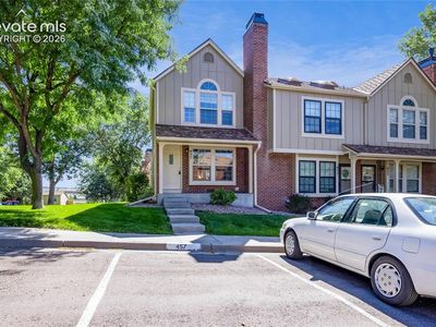 457 Rolling Hills Dr