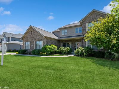 21042 S Lakewoods Ln