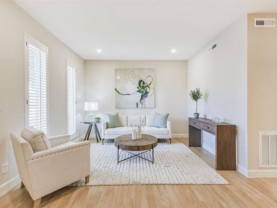 1300 Augusta Dr APT 24