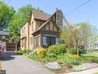 235 W Plumstead Ave
