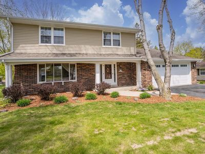 N62W24102 Hickory DRIVE