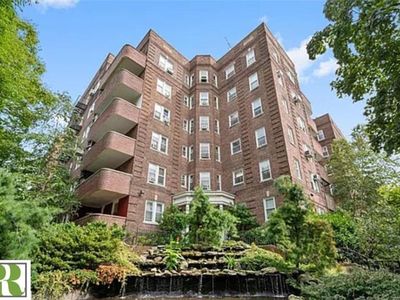 1620 Avenue I APT 502