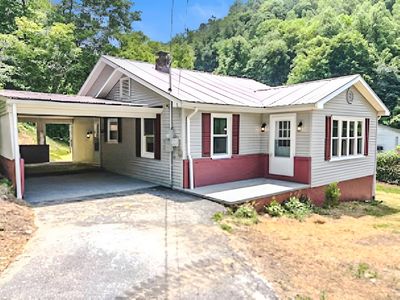 412 Highway 3409