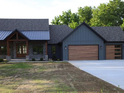 303 Crystal Valley Rd