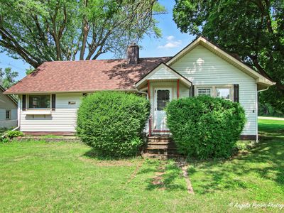 4713 McCullom Lake Rd