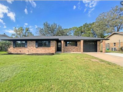 Property at 610 Marion Ln, West Columbia, TX