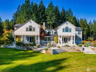 12907 Moss Creek Lane NE