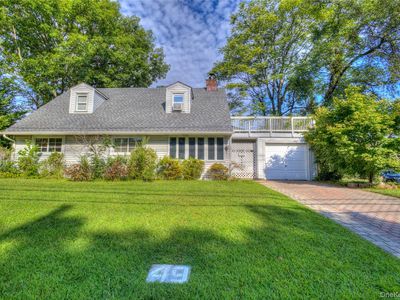 49 Radcliff Avenue