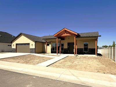 363 Mee Canyon Cir
