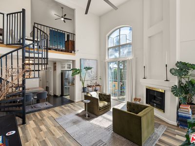 7101 La Tijera Blvd APT J201