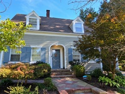913 Home Cir