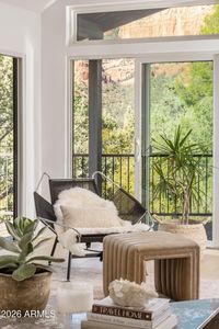 460 Coronado Trail