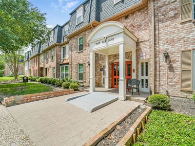 351 N Post Oak Ln APT 706