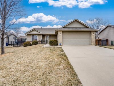 2012 E Quail Hollow St