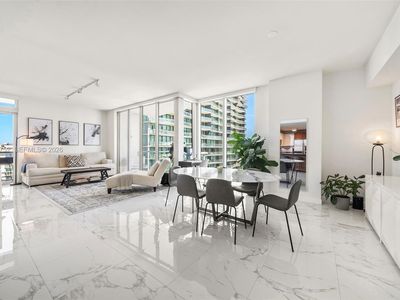 601 NE 27th St APT 1001