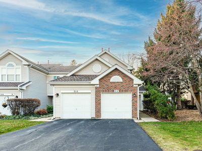214 N Cathy Ln