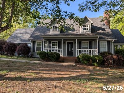 163 Hillcrest Dr