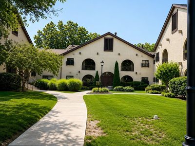 42160 Woodward Ave Unit 40