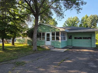 102 Riverview Blvd