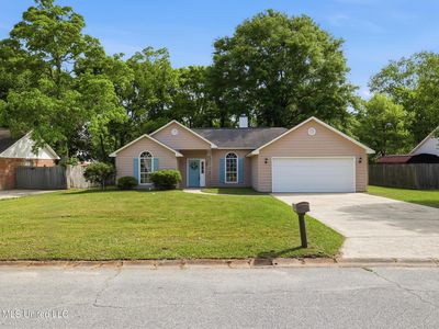 Property at 6920 Pinehurst Dr, Ocean Springs, MS