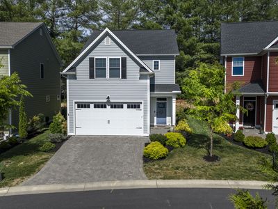 43 Chamberlain Loop