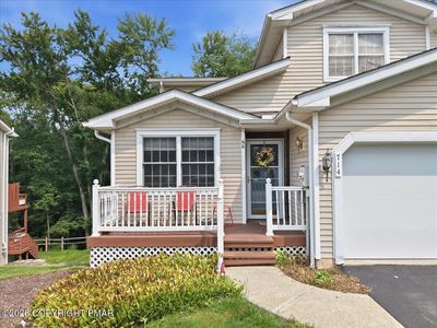 714 Garnet Ln