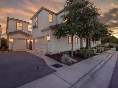 5000 Ocean Ln