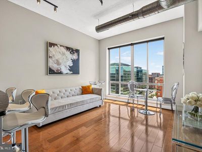 301 Massachusetts Ave NW APT 902
