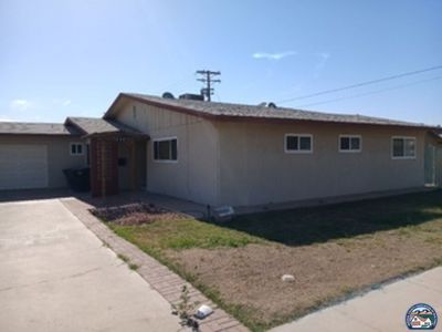 408 W Barioni Blvd