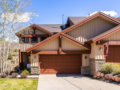 3360 W Cedar Dr