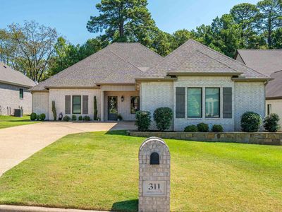 311 Arlington Park Dr