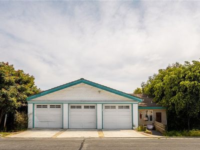 1585 Del Mar Ave