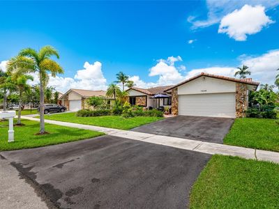 7609 Sunflower Dr